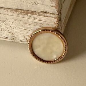 General Mfg. USA Vintage Gold Tone and Pearlized Celluloid Magnetic Pin Brooch